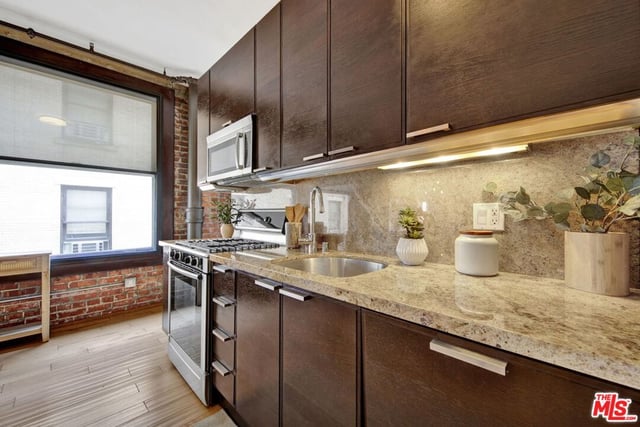 460 S Spring Street 1110, Los Angeles, CA 90013 — photo 14 of 25