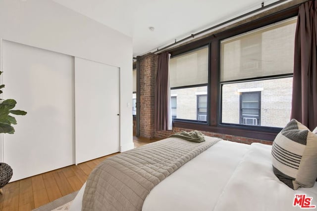 460 S Spring Street 1110, Los Angeles, CA 90013 — photo 17 of 25