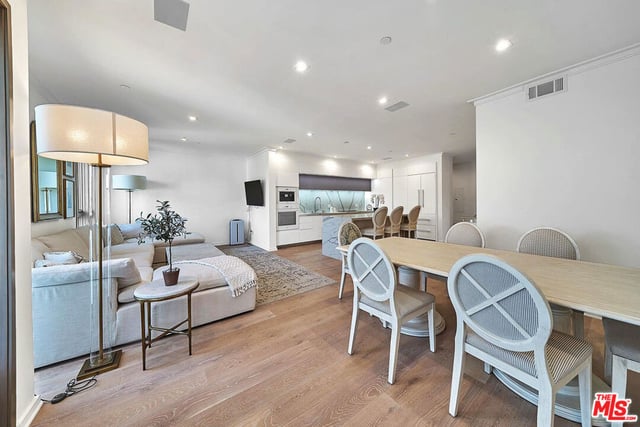 132 N Swall Drive 301, Los Angeles, CA 90048 — photo 11 of 29