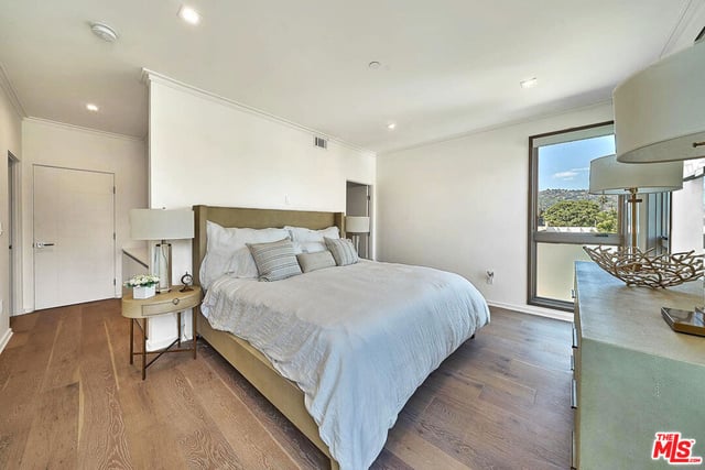 132 N Swall Drive 301, Los Angeles, CA 90048 — photo 19 of 29