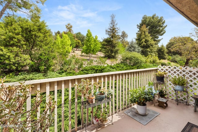 286 Oakleaf Drive 32, Thousand Oaks, CA 91360 — photo 18 of 25