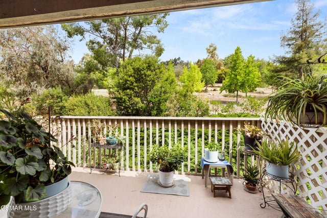 286 Oakleaf Drive 32, Thousand Oaks, CA 91360 — photo 19 of 25