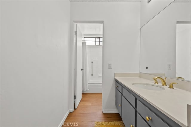 5454 Zelzah Avenue 309, Encino, CA 91316 — photo 15 of 29