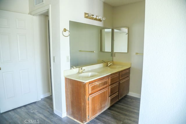 4545 W Avenue L10, Lancaster, CA 93536 — photo 15 of 35