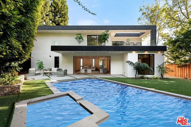 11929 Brentwood Grove Drive, Los Angeles, CA 90049 — photo 21 of 23