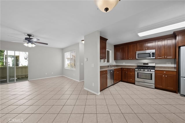 21346 Nandina 102, Newhall, CA 91321 — photo 13 of 33