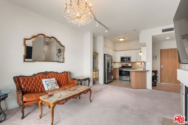 267 S San Pedro Street 623, Los Angeles, CA 90012 — photo 19 of 40