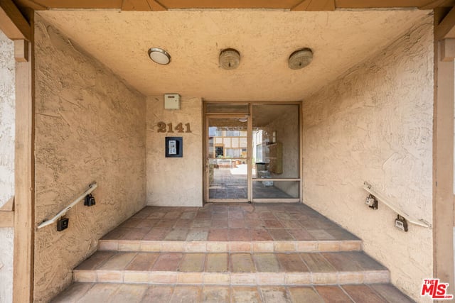 2141 S Bentley Avenue 107, Los Angeles, CA 90025 — photo 25 of 29