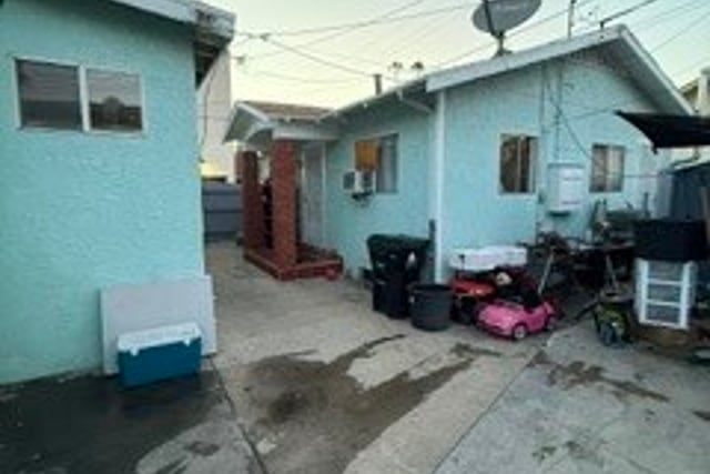 1457 W 25th, Los Angeles, CA 90007 — photo 5 of 7