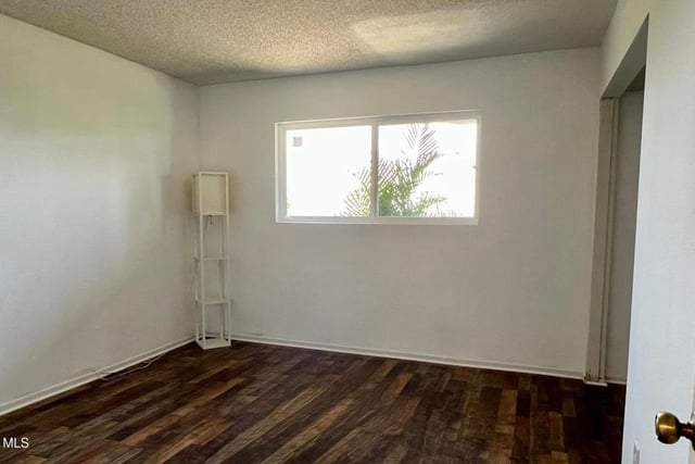 15652 Hillview Lane 17, Granada Hills, CA 91344 — photo 20 of 30