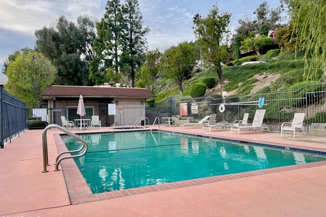 15652 Hillview Lane 17, Granada Hills, CA 91344 — photo 29 of 30