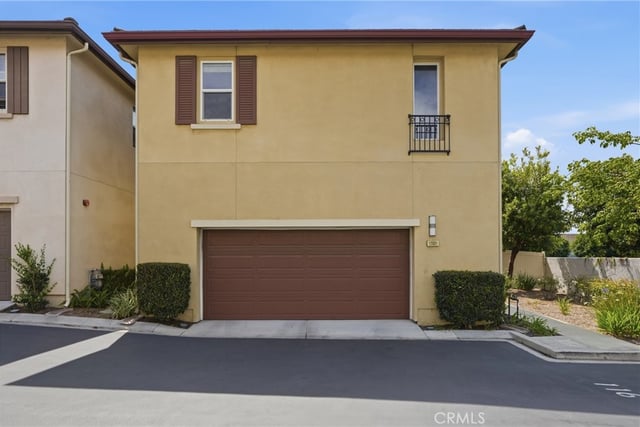 12001 Jackson Square Court, Hawthorne, CA 90250 — photo 2 of 40