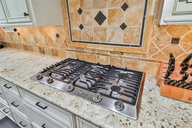 4658 Tam Oshanter Drive, Westlake Village, CA 91362 — photo 20 of 65