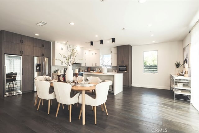 542 N Commonwealth, Los Angeles, CA 90004 — photo 20 of 55