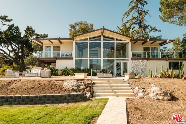 26094 Mulholland Highway, Calabasas, CA 91302 — photo 23 of 36