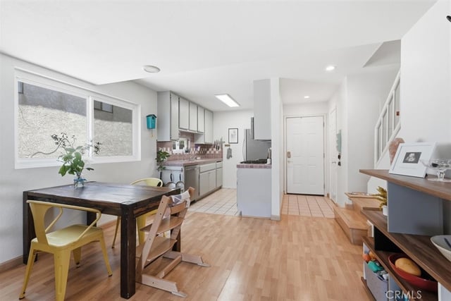 1355 Loma Avenue 310, Long Beach, CA 90804 — photo 12 of 37