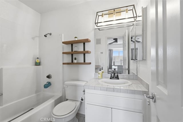 1355 Loma Avenue 310, Long Beach, CA 90804 — photo 23 of 37