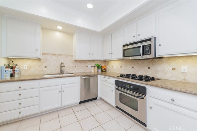 610 S Wilton Place 402, Los Angeles, CA 90005 — photo 10 of 35