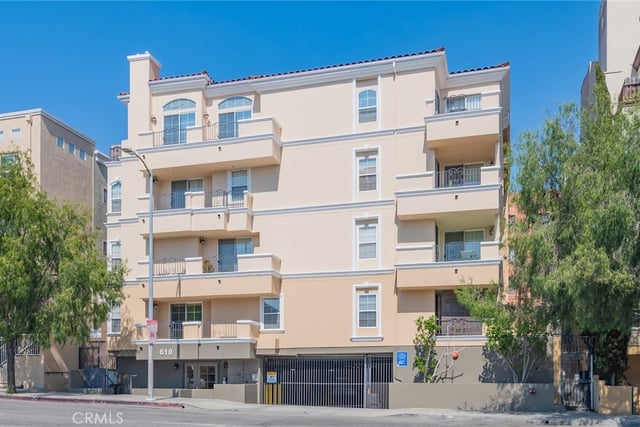 610 S Wilton Place 402, Los Angeles, CA 90005 — photo 31 of 35