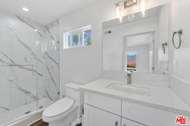 256 N Doheny Drive, Beverly Hills, CA 90211 — photo 37 of 49