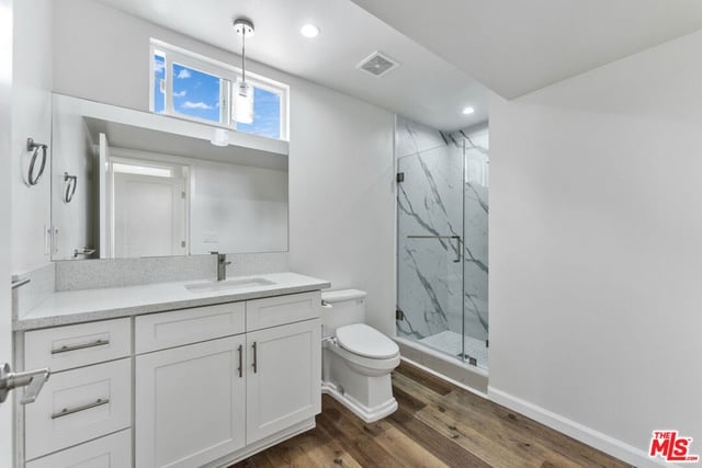 256 N Doheny Drive, Beverly Hills, CA 90211 — photo 40 of 49