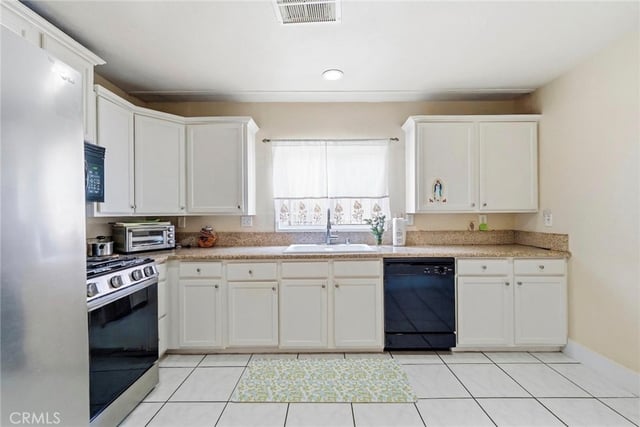 1308 W 90th, Los Angeles, CA 90044 — photo 18 of 40
