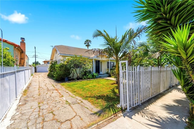 1308 W 90th, Los Angeles, CA 90044 — photo 34 of 40