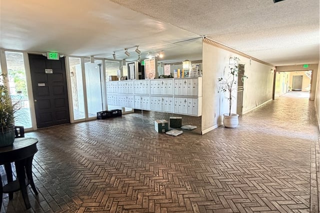 335 N Adams Street 216, Glendale, CA 91206 — photo 25 of 27