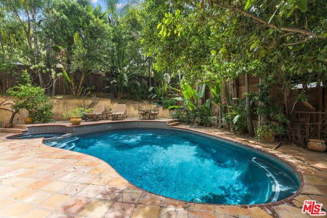 2695 La Cuesta Drive, Los Angeles, CA 90046 — photo 23 of 24