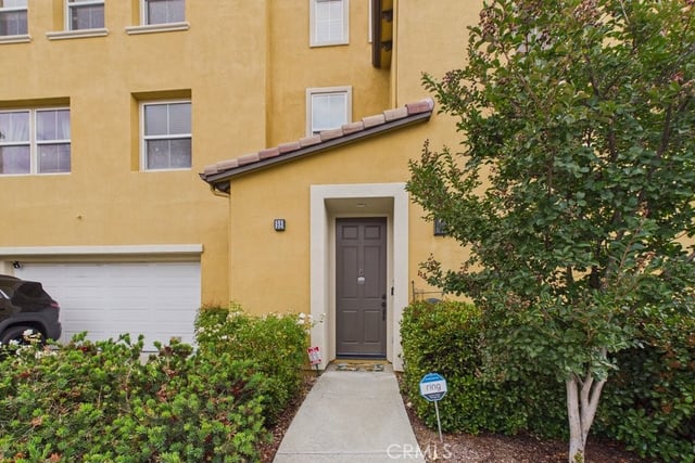 27034 Fairway, Valencia, CA 91381 — photo 3 of 36