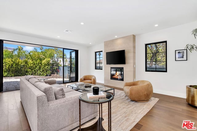8671 Clifton Way, Beverly Hills, CA 90211 — photo 16 of 50