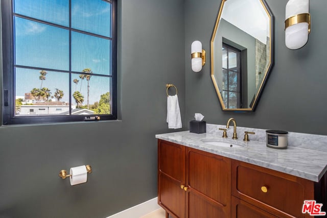 8671 Clifton Way, Beverly Hills, CA 90211 — photo 49 of 50