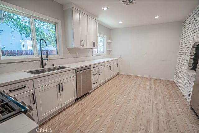 8534 Bothwell, Northridge, CA 91324 — photo 14 of 43