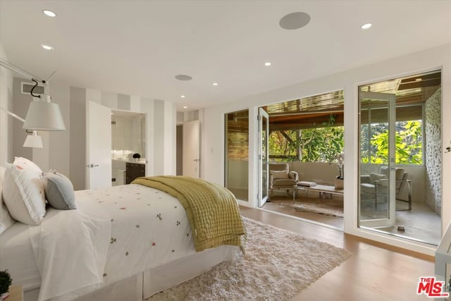9422 Readcrest Drive, Beverly Hills, CA 90210 — photo 33 of 39
