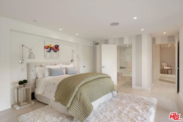 9422 Readcrest Drive, Beverly Hills, CA 90210 — photo 35 of 39
