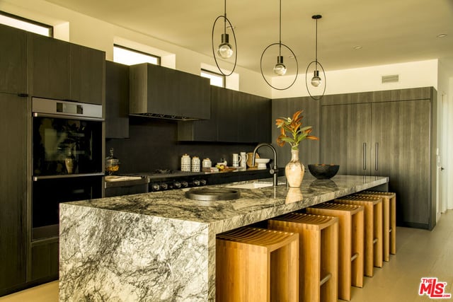 3011 Ocean Front Walk, Venice, CA 90291 — photo 12 of 40