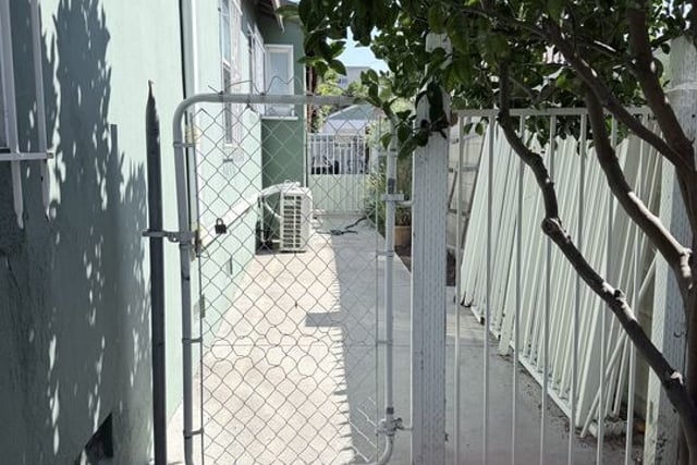 8708 Cadillac Avenue, Los Angeles, CA 90034 — photo 21 of 24