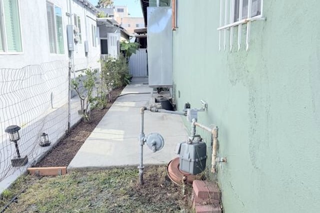 8708 Cadillac Avenue, Los Angeles, CA 90034 — photo 22 of 24