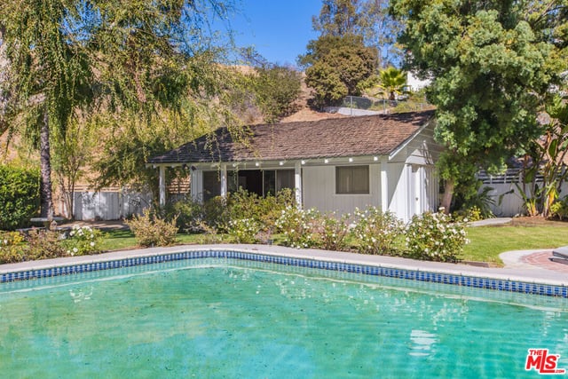 19471 Rosita Street, Tarzana, CA 91356 — photo 27 of 33