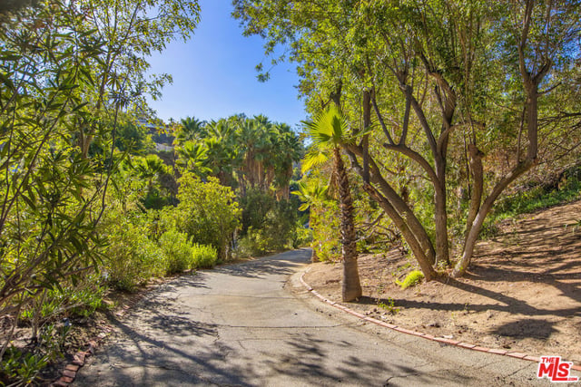 19471 Rosita Street, Tarzana, CA 91356 — photo 32 of 33