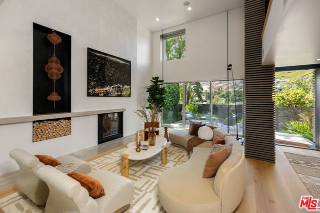 928 Las Lomas Avenue, Pacific Palisades, CA 90272 — photo 12 of 50