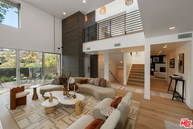 928 Las Lomas Avenue, Pacific Palisades, CA 90272 — photo 13 of 50
