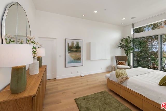 928 Las Lomas Avenue, Pacific Palisades, CA 90272 — photo 28 of 50