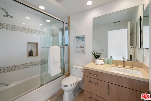 928 Las Lomas Avenue, Pacific Palisades, CA 90272 — photo 35 of 50