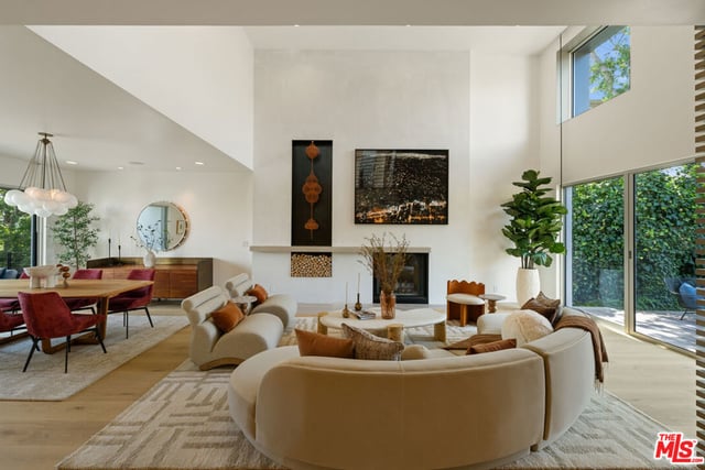 928 Las Lomas Avenue, Pacific Palisades, CA 90272 — photo 9 of 50