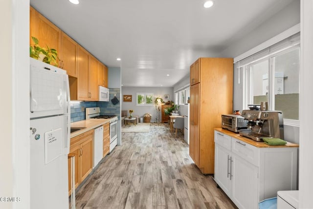 1308 Devon Lane, Ventura, CA 93001 — photo 32 of 46