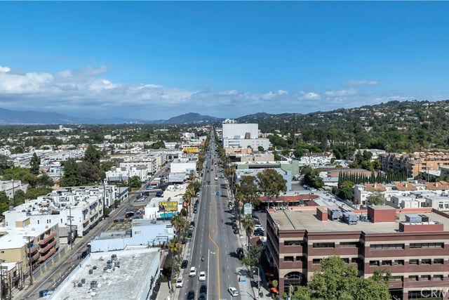 4401 Sepulveda Boulevard 105, Sherman Oaks, CA 91403 — photo 56 of 63