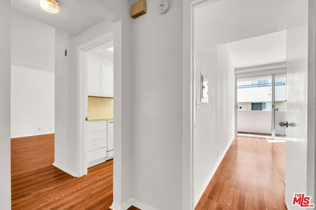 1164 Wellesley Avenue 204, Los Angeles, CA 90049 — photo 25 of 43