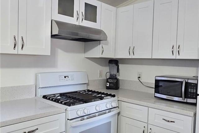 1461 W Mission Boulevard, Pomona, CA 91766 — photo 7 of 18
