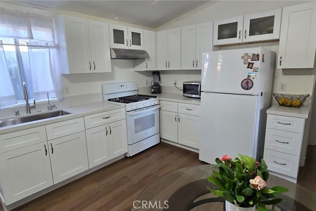 1461 W Mission Boulevard, Pomona, CA 91766 — photo 9 of 18